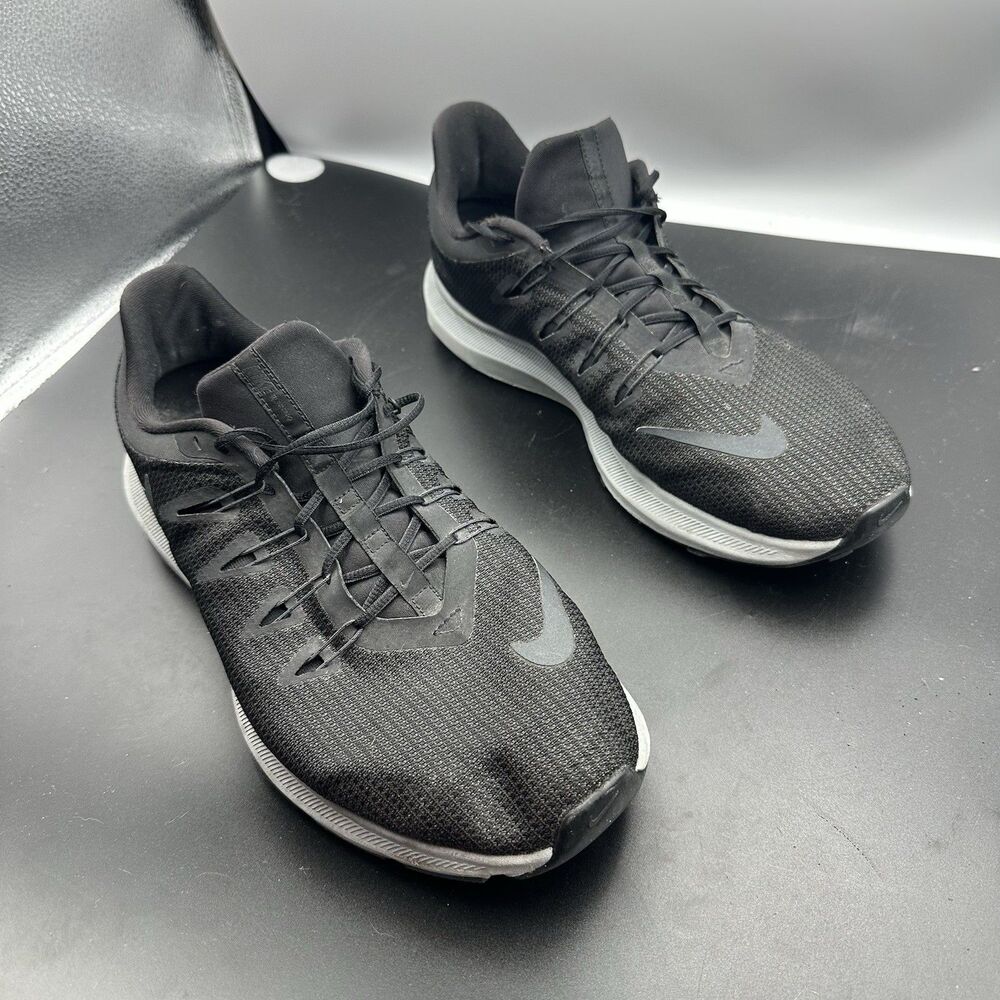 Nike Quest AV8013-002 Men’s Size 12 Black Grey Running Shoes Athletic Sneakers